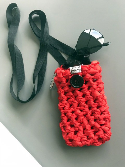 Red bag small glasses