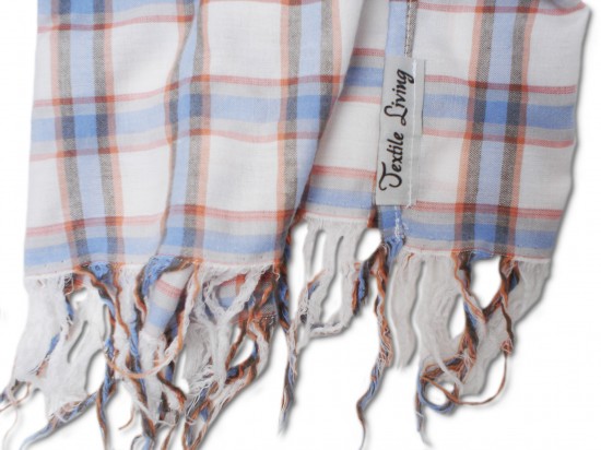 Textile living scarf fae fringes